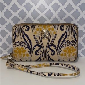 Tory Burch Wristlet